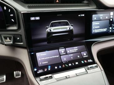Porsche Cayenne III Turbo — photo 26