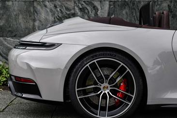 Porsche 992 II Carrera S — photo 11