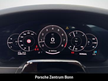 Porsche 992 I Carrera 4S — photo 11