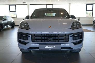 Porsche Cayenne III GTS — photo 2