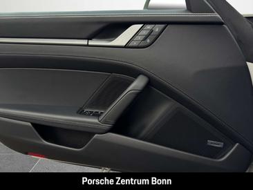 Porsche 992 I Carrera 4S — photo 12