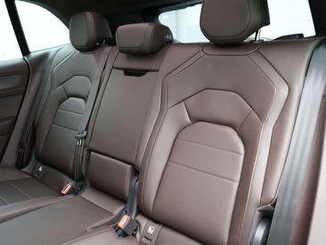 Porsche Cayenne III Turbo — photo 34