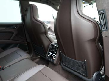 Porsche Cayenne III Turbo — photo 36