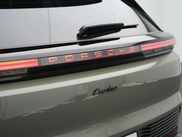 Porsche Cayenne III Turbo — photo 45