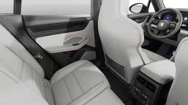 Porsche Macan Electrique GTS — photo 12