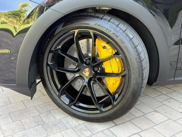 Porsche Cayenne III Turbo — photo 14