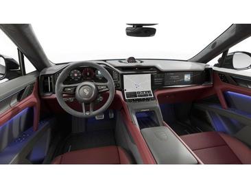 Porsche Cayenne III Turbo — photo 2