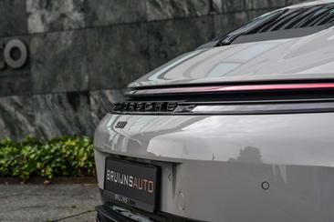 Porsche 992 II Carrera S — photo 39