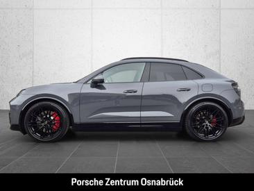 Porsche Macan Turbo — photo 2