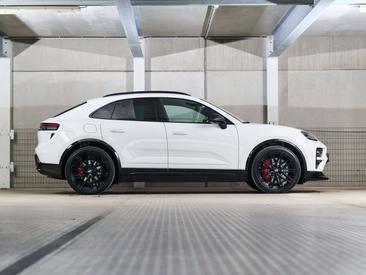 Porsche Macan Electrique Turbo — photo 3