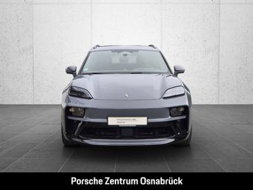 Porsche Macan Turbo — photo 10