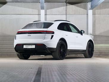 Porsche Macan Electrique Turbo — photo 4
