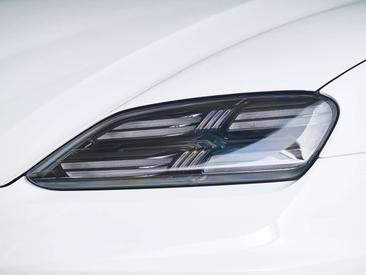 Porsche Macan Electrique Turbo — photo 11