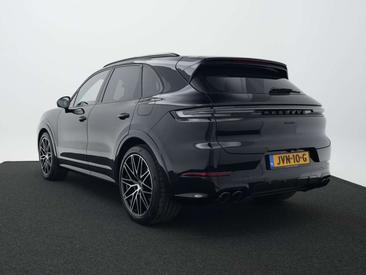 Porsche Cayenne III Turbo E-Hybrid — photo 2