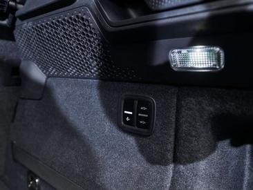 Porsche Macan Electrique Turbo — photo 14