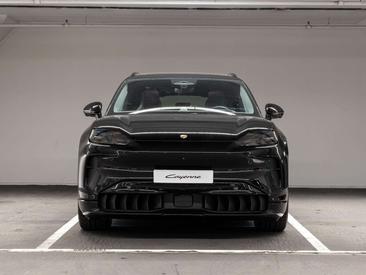 Porsche Cayenne III Turbo — photo 3