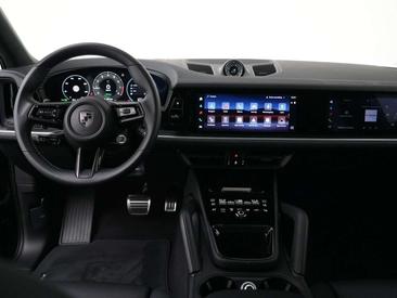 Porsche Cayenne III Turbo E-Hybrid — photo 13