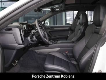Porsche Cayenne III Turbo — photo 5