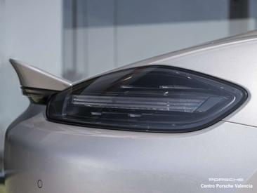 Porsche 718 Spyder — photo 18