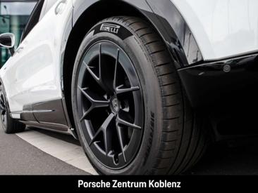 Porsche Cayenne III Turbo — photo 9