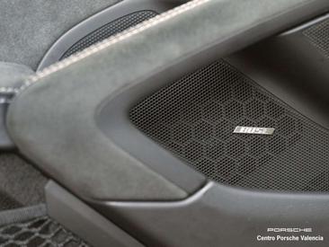 Porsche 718 Spyder — photo 29