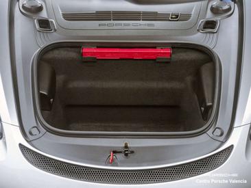 Porsche 718 Spyder — photo 43