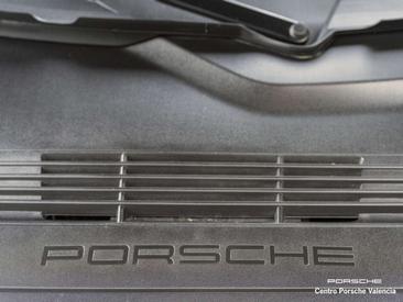 Porsche 718 Spyder — photo 44