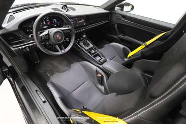 Porsche 992 II GT3 Touring — photo 9