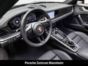 Porsche 992 II Carrera 4S — photo 4