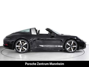 Porsche 992 II Carrera 4S — photo 11