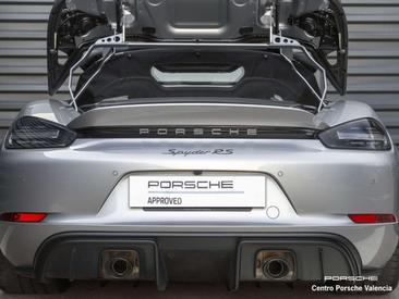 Porsche 718 Spyder — photo 48