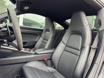 Porsche 992 II Carrera — photo 9