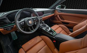 Porsche 992 I GT3 Touring — photo 3