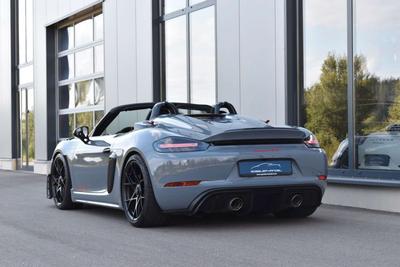 Porsche Boxster Spyder Weissach Package
