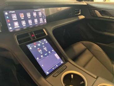 Porsche Taycan Turbo S — photo 12