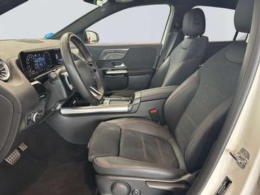 Mercedes GLA 250 AMG Line — photo 10