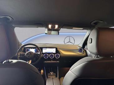 Mercedes GLA 250 AMG Line — photo 10