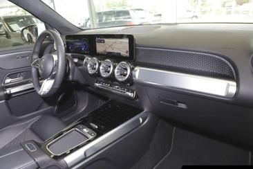 Mercedes EQB 300 Progressive — photo 6