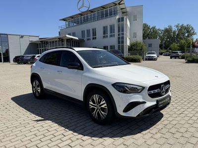 Mercedes GLA 180 Night