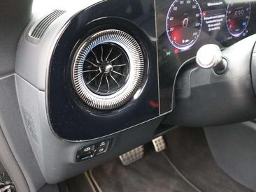 Mercedes CLA 250 AMG LINE — photo 8