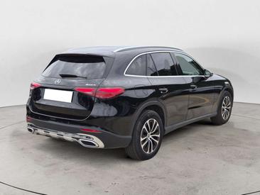 Mercedes GLC 200 — photo 4