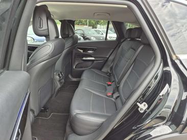 Mercedes GLC 200 — photo 7