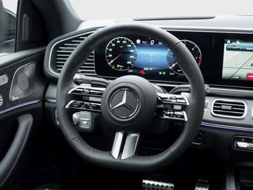 Mercedes GLE 300 Night Edition — photo 8