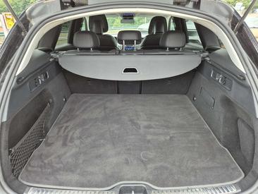 Mercedes GLC 200 — photo 12