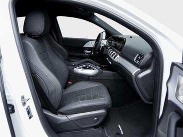 Mercedes GLE Coupé 300 Night Edition — photo 9