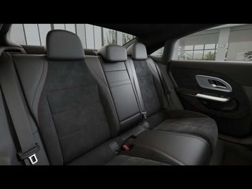 Mercedes CLA 350 AMG Line — photo 4