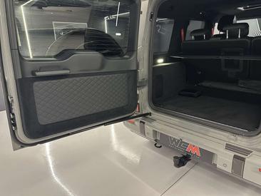 Mercedes GLS Exclusive — photo 33