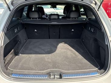 Mercedes GLC 200 Österreich-Edition — photo 14