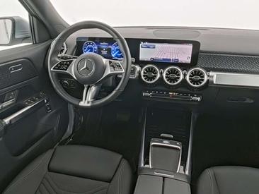Mercedes EQB 250 — photo 4