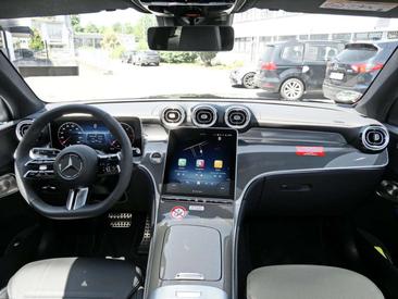 Mercedes GLC 220 — photo 9